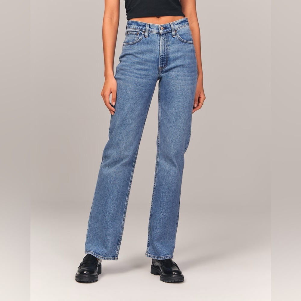 Abercrombie Mid Rise Baggy Jean
